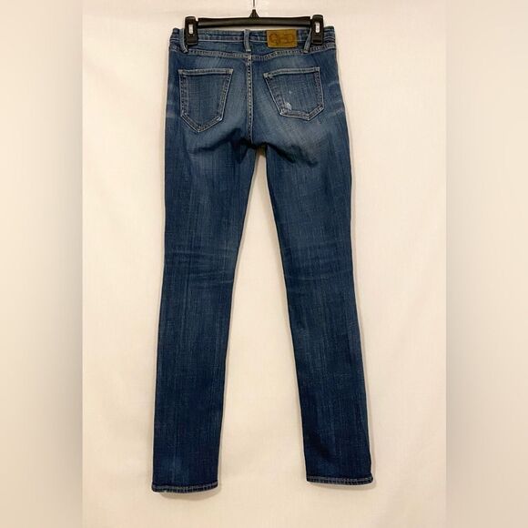 Quicksilver Denim Jeans size 3/26. Straight leg. Medium wash. - Picture 2 of 8